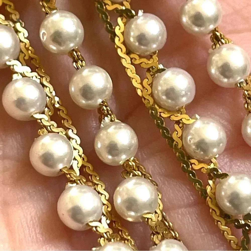 Napier vintage gold tone and pearl necklace